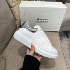 Alexander Mcqueen Low Shoes